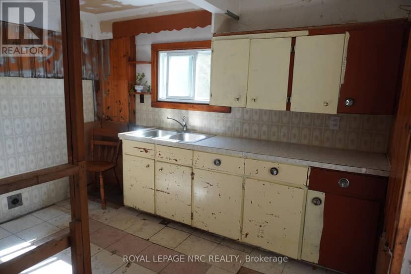 212 Lincoln Road W — photo 27 of 40