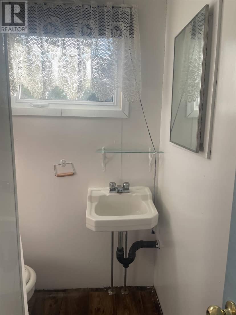 130 Jockos Cape Road — photo 16 of 18