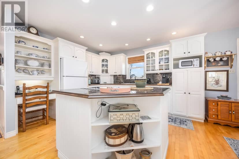 84 Bilberry Lane — photo 8 of 39