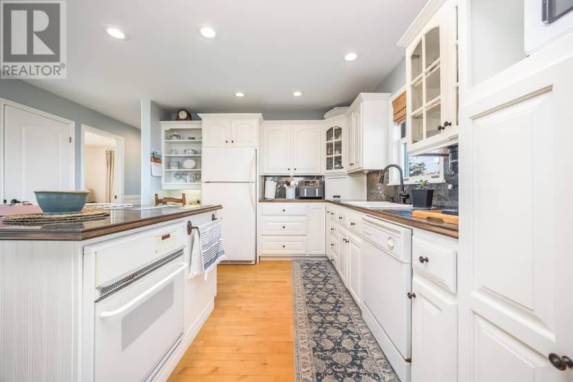 84 Bilberry Lane — photo 9 of 39