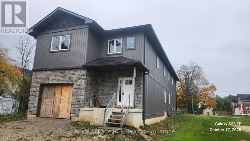 140 Gold Street W — photo 1 of 10