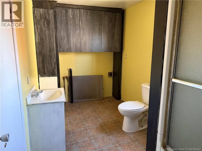 348 St-Jean Street — photo 13 of 24