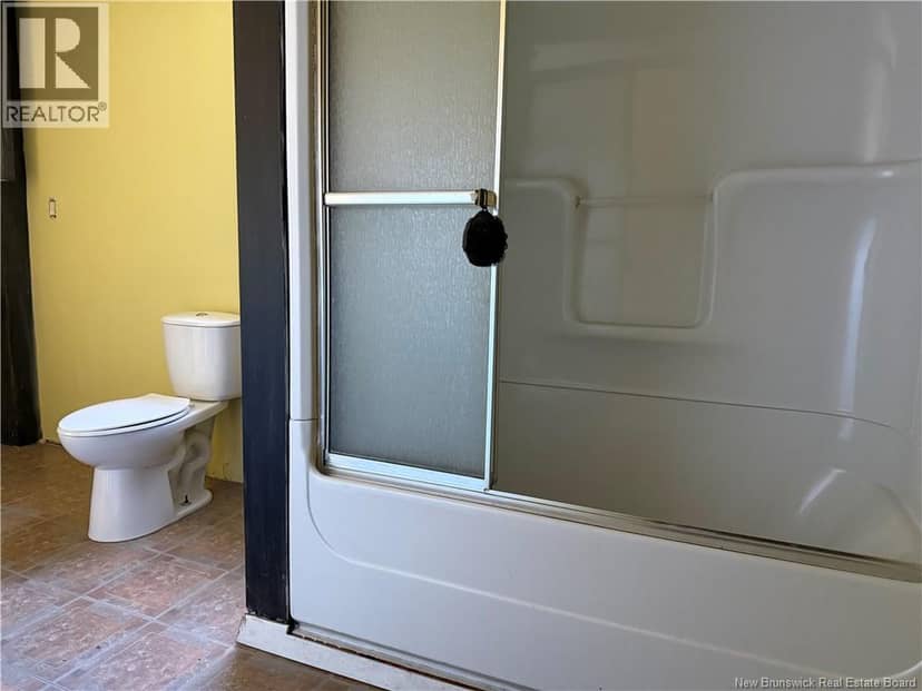 348 St-Jean Street — photo 14 of 24