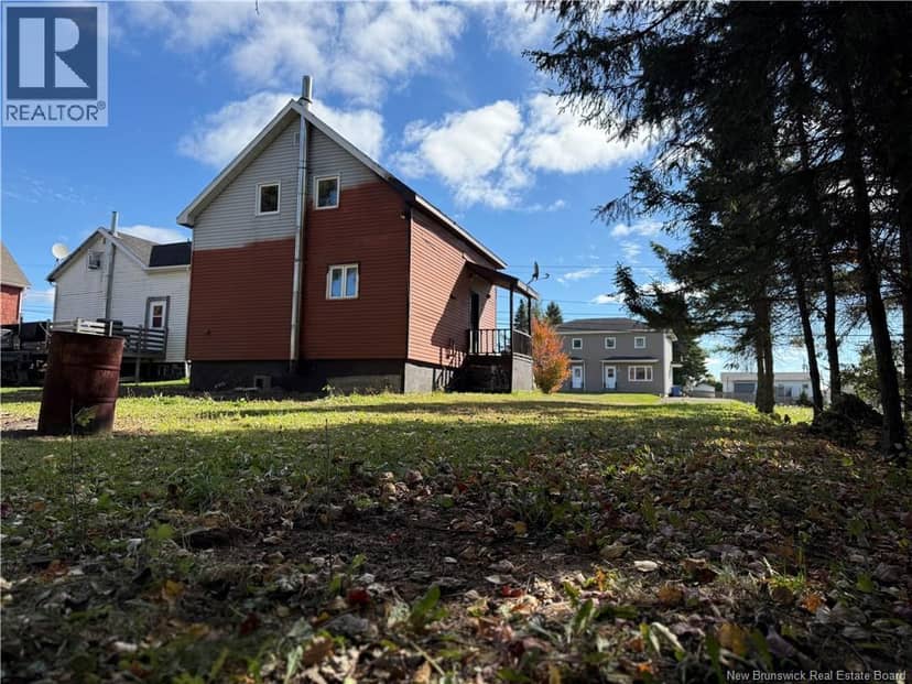 348 St-Jean Street — photo 6 of 24