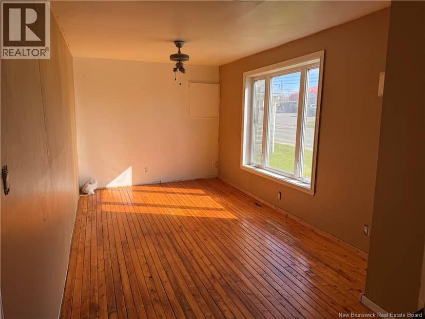 348 St-Jean Street — photo 8 of 24