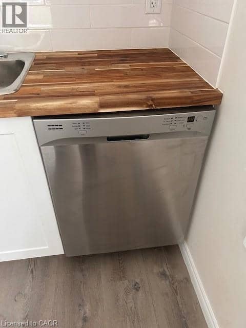 33-35 E WOOD Street E — photo 14 of 16
