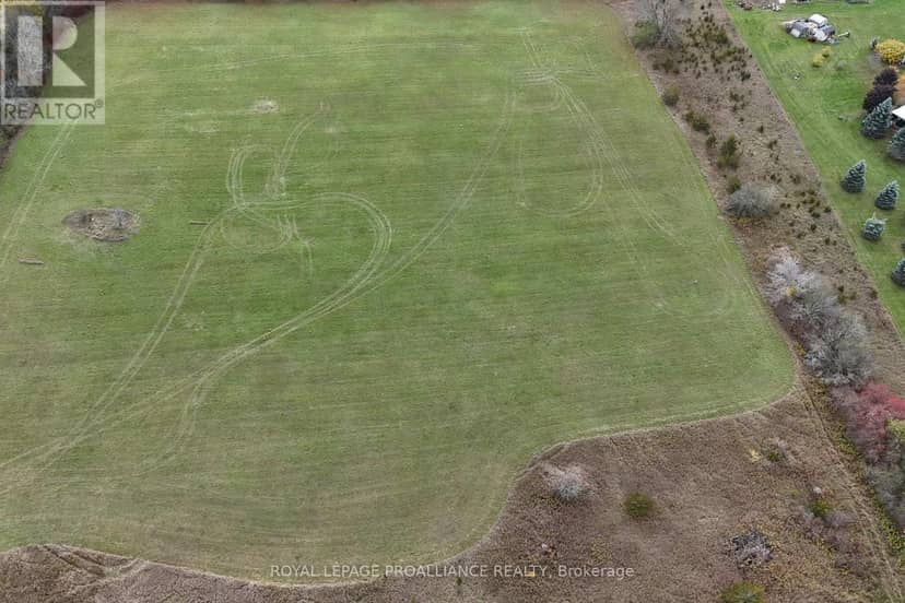 507 Smokes Point Road, Prince Edward County, photo 6