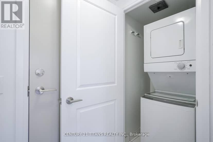203 - 30 Meadowglen Place — photo 16 of 25