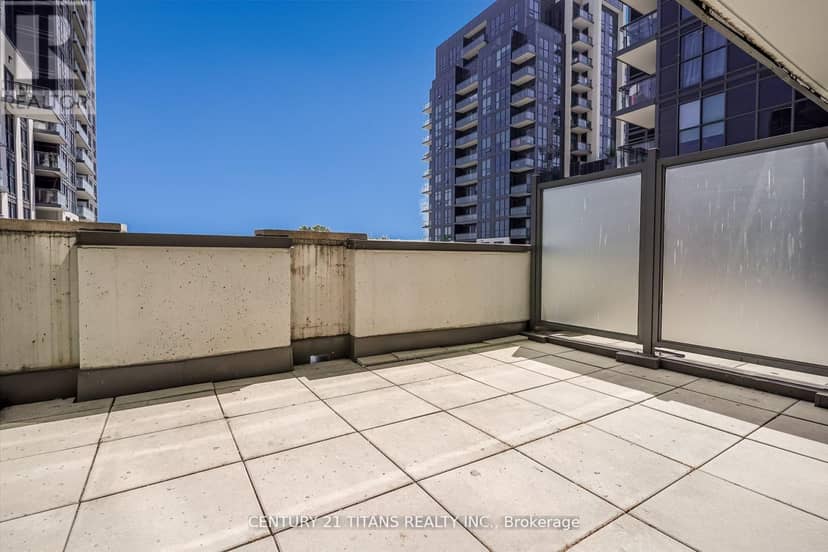 203 - 30 Meadowglen Place — photo 17 of 25