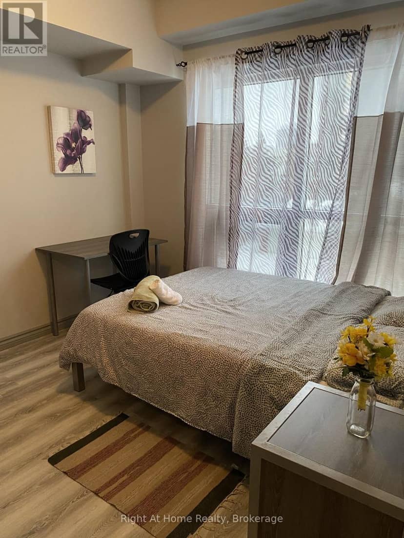 F202 - 275 Larch Street — photo 11 of 20