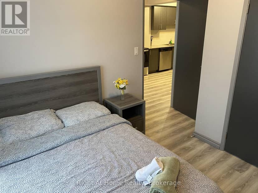 F202 - 275 Larch Street — photo 12 of 20
