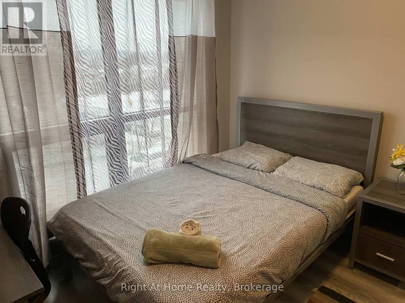 F202 - 275 Larch Street — photo 14 of 20