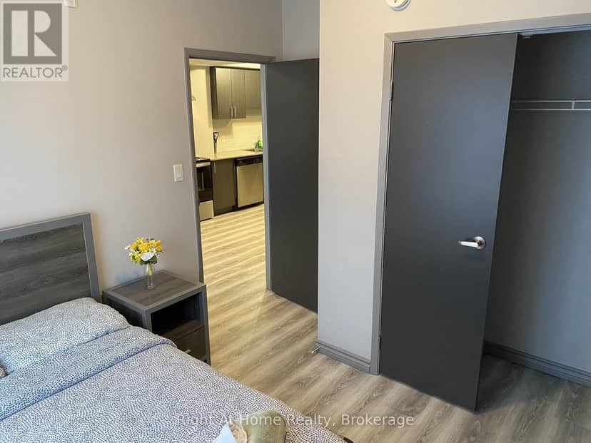 F202 - 275 Larch Street — photo 15 of 20