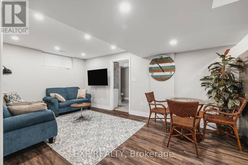 346 Moorlands Crescent — photo 28 of 40