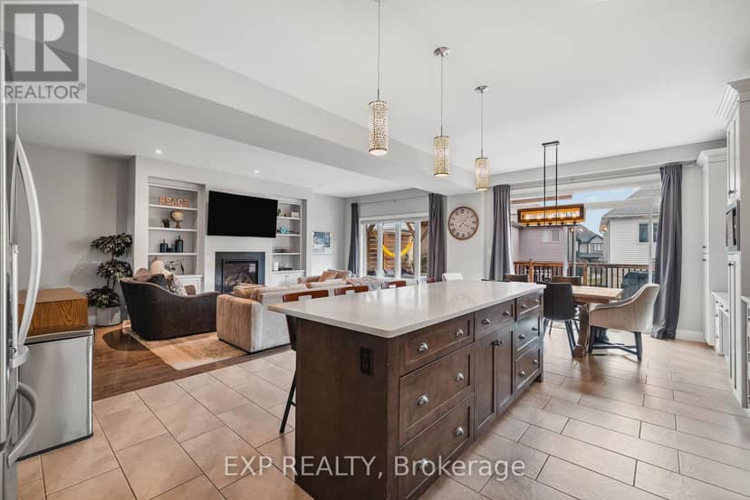 346 Moorlands Crescent — photo 8 of 40