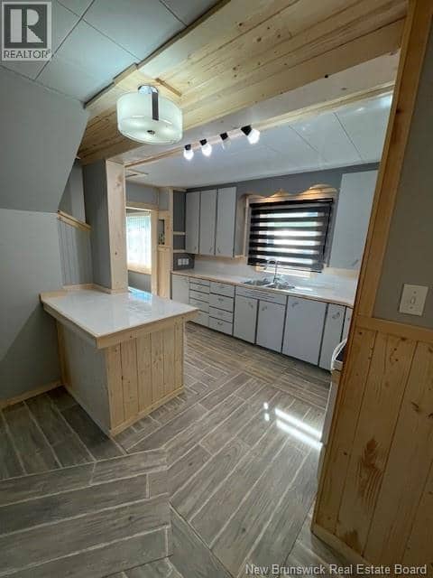 130 Brunswick Street — photo 9 of 31