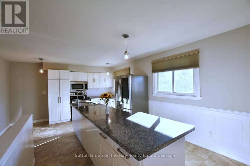 5 Brock Crescent — photo 15 of 40