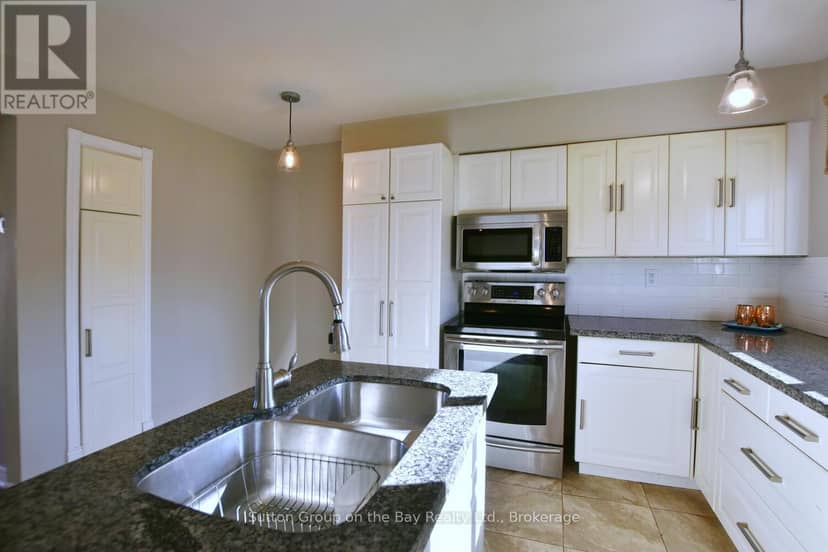 5 Brock Crescent — photo 18 of 40