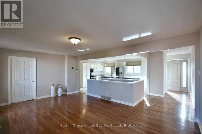 5 Brock Crescent — photo 19 of 40