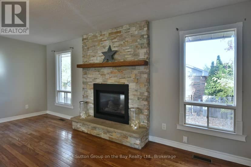 5 Brock Crescent — photo 21 of 40