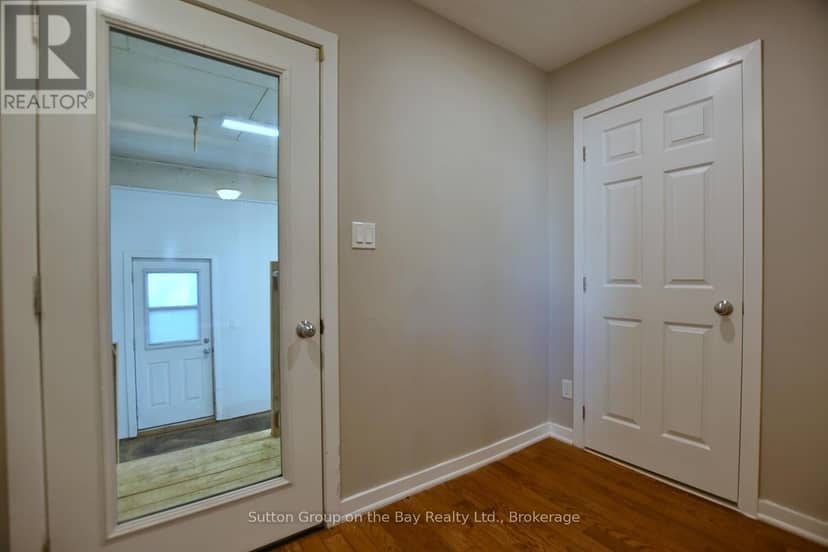 5 Brock Crescent — photo 25 of 40