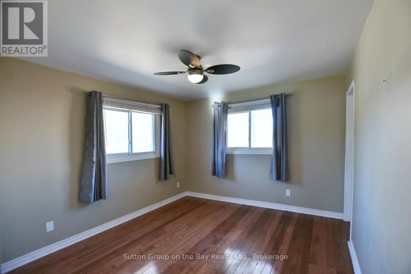 5 Brock Crescent — photo 28 of 40