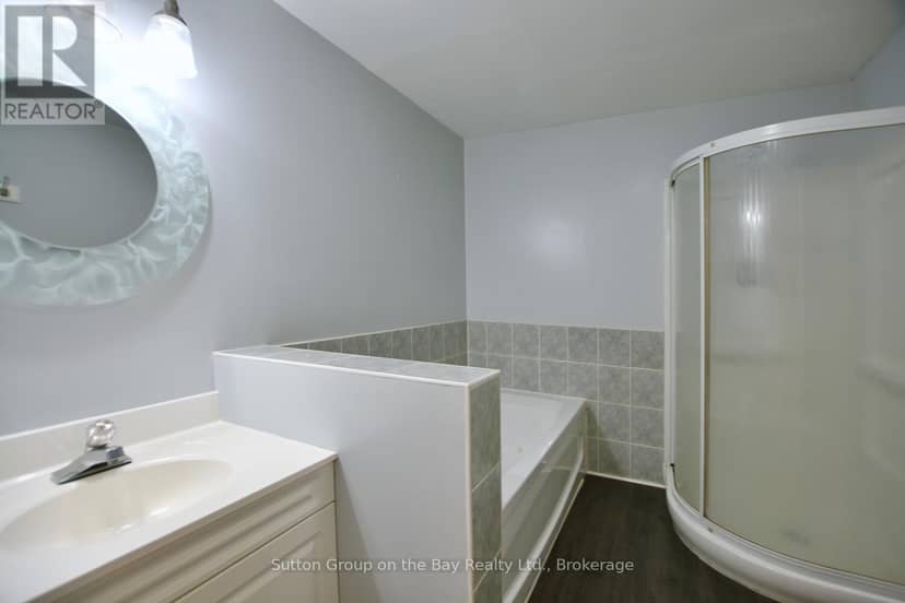5 Brock Crescent — photo 31 of 40
