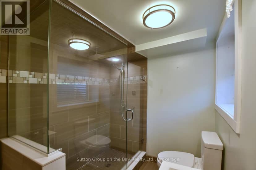 5 Brock Crescent — photo 40 of 40