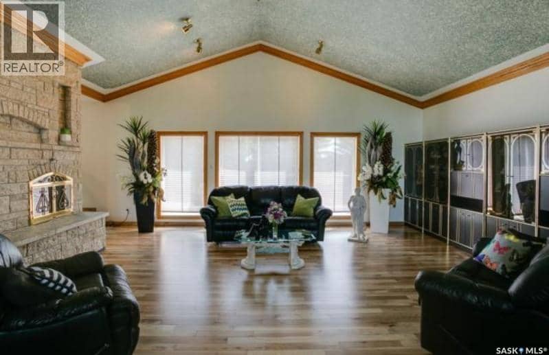 280 Grasswood ROAD — photo 18 of 40