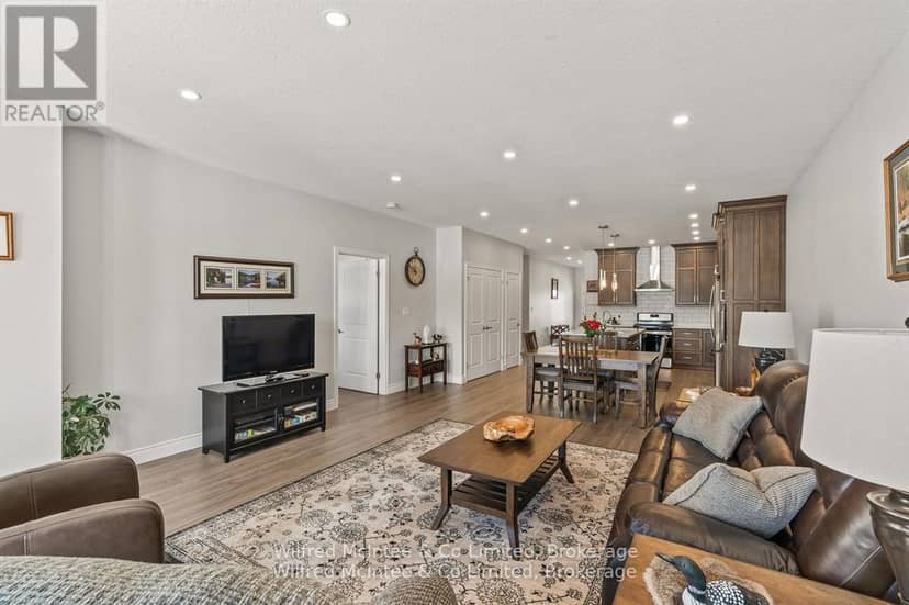 5 - 5 Palmer Marie Lane — photo 14 of 35