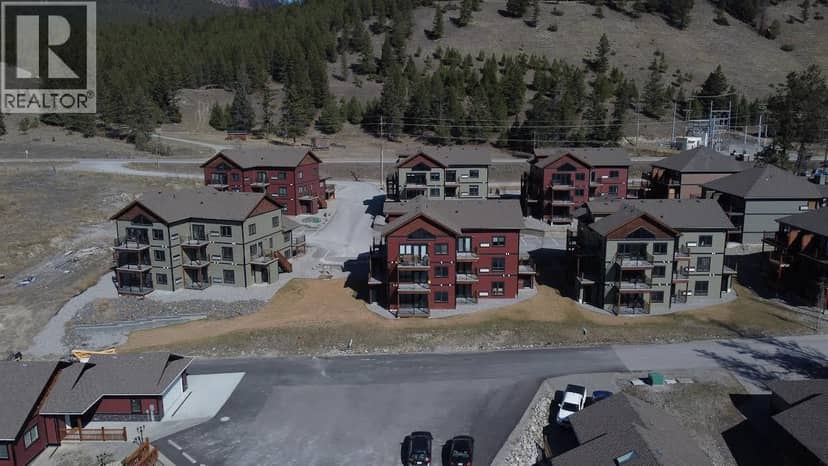 7291 Prospector Avenue Unit# 404, Radium Hot Springs
