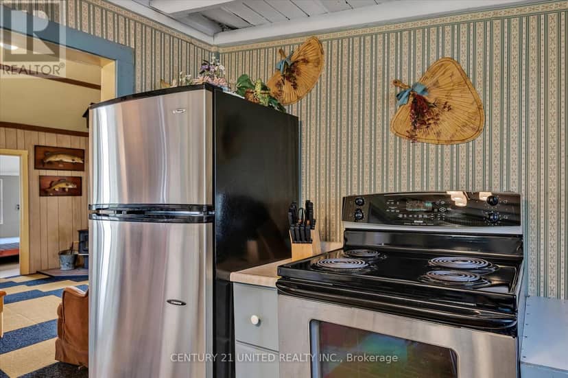221 Paudash Street — photo 10 of 26