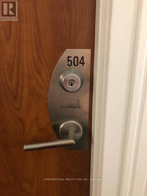 504 - 699 Aberdeen Boulevard — photo 4 of 35