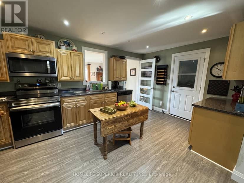 36 Madoc Street — photo 6 of 26