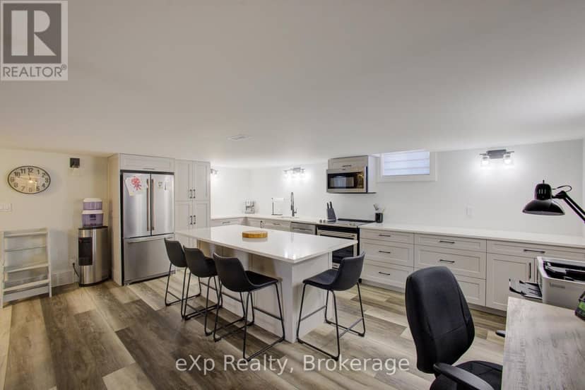 156 Sparling Street — photo 27 of 40
