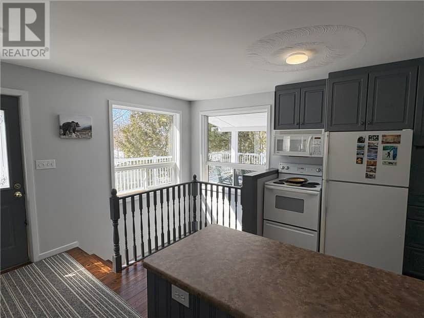 314 Perry Ave — photo 10 of 19