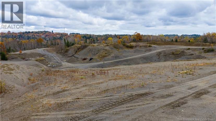 L'Etete Road — photo 15 of 28