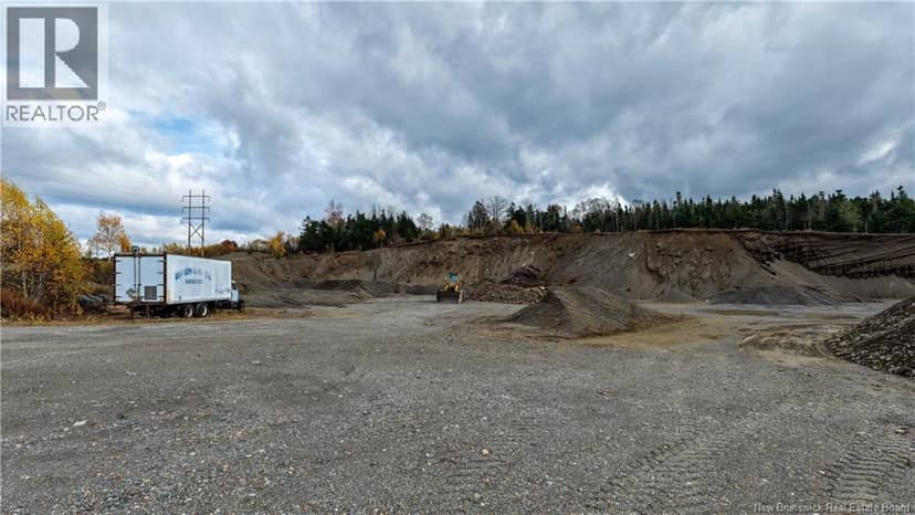 L'Etete Road — photo 27 of 28