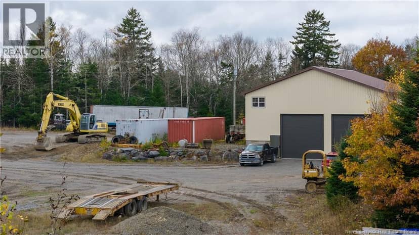 L'Etete Road — photo 28 of 28