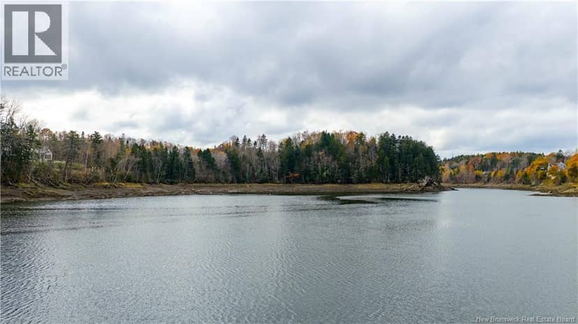 L'Etete Road — photo 19 of 28