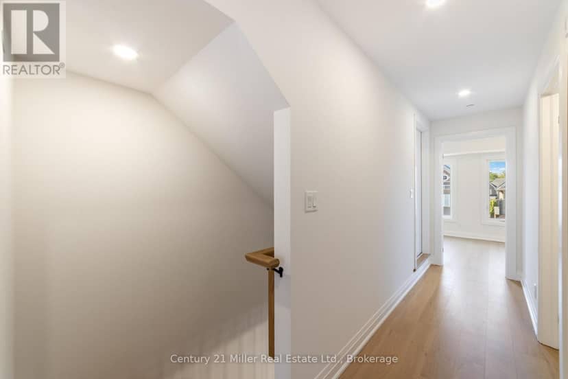 30 - 280 Melody Common — photo 15 of 30