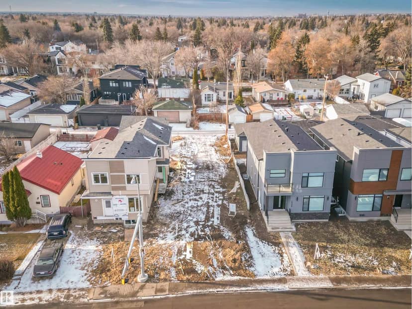 10448 142 ST NW, Edmonton