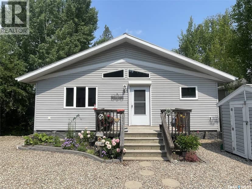 73 Makwa DRIVE — photo 1 of 19