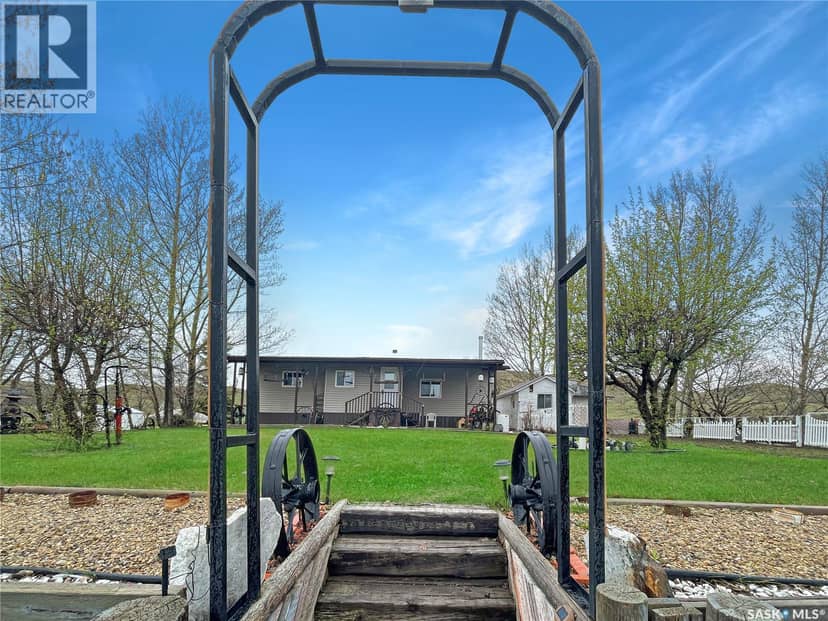 215A Pelletier DRIVE, Lac Pelletier Rm No. 107
