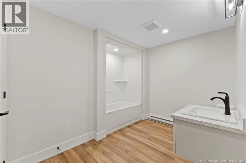 135 Monique St — photo 33 of 40