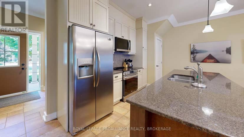 8-2 - 532 10th Concession Road — photo 3 of 40