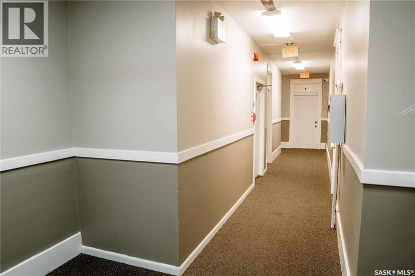 1174 Albert STREET — photo 19 of 38