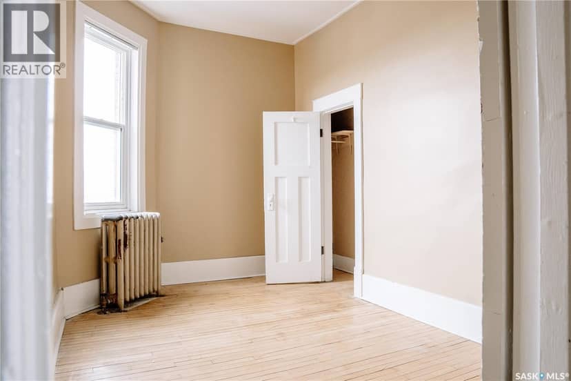 1174 Albert STREET — photo 27 of 38
