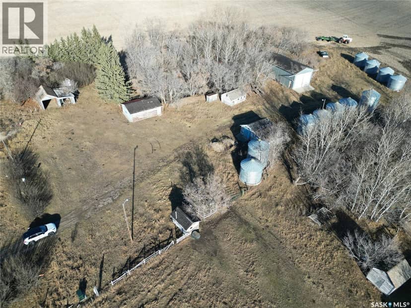 Hillview Acreage — photo 1 of 21