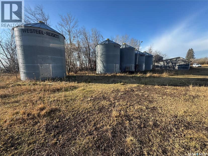 Hillview Acreage — photo 10 of 21